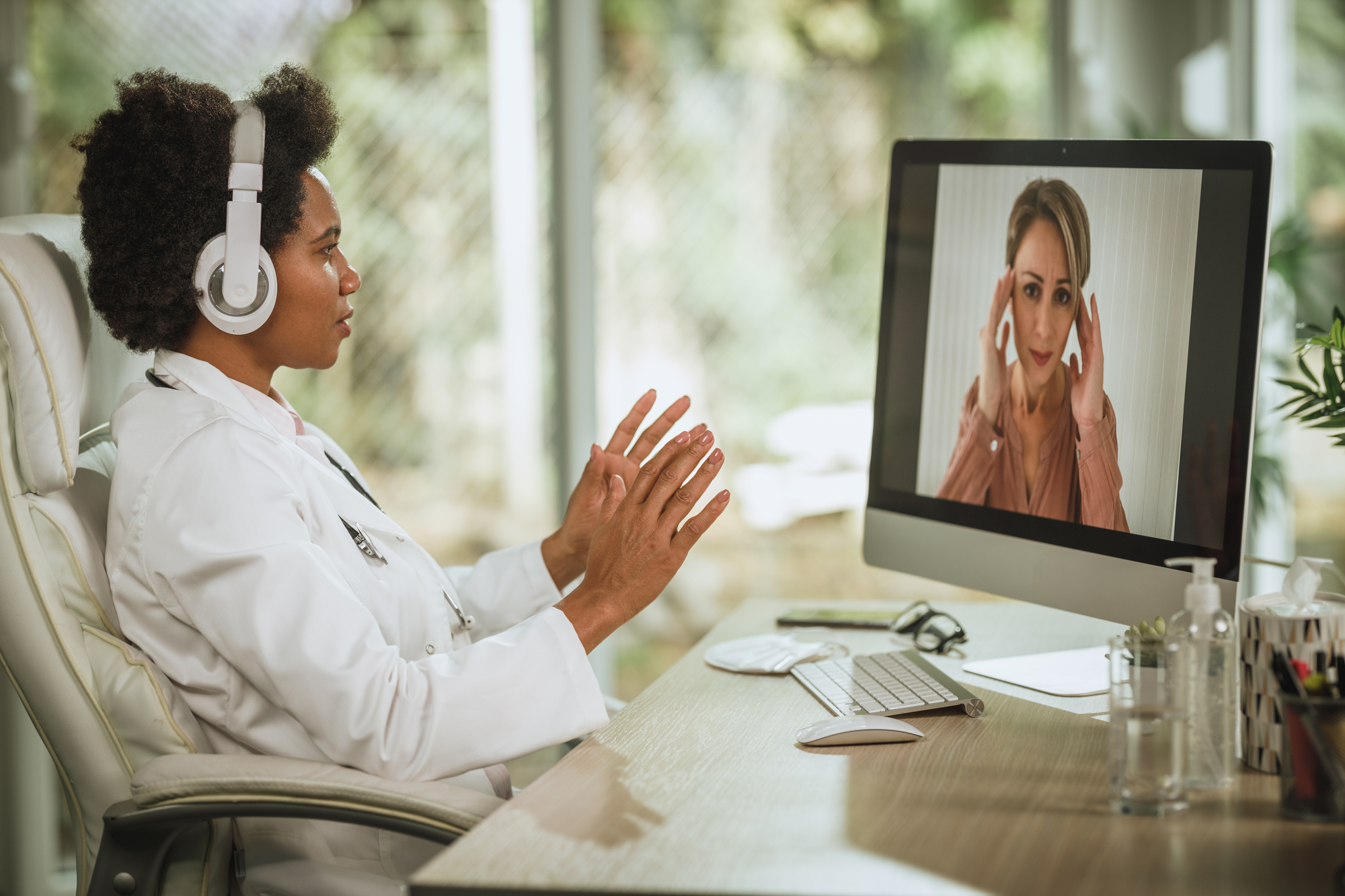 Telehealth vs In-Person Care: Choosing the Right Healthcare Option for You