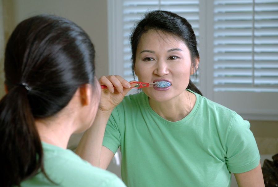 Keep Your Enamel Strong: Natural Ways to Safely Whiten Your Teeth